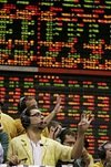 Bond-traders-2