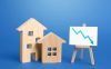 Oxford Economics predicts house price decline
