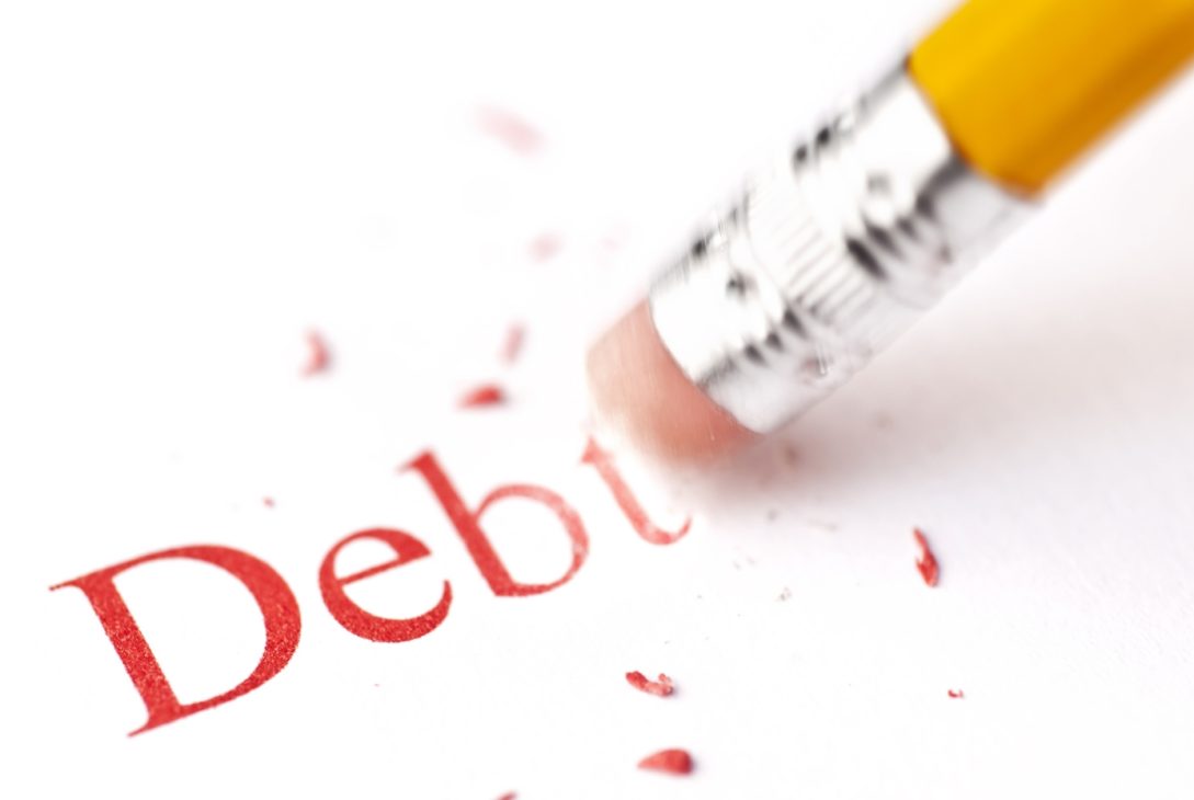 Youngest households reduce mortgage debt