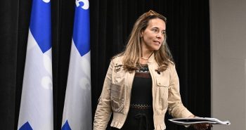 La ministre responsable de lHabitation France-Elaine Duranceau